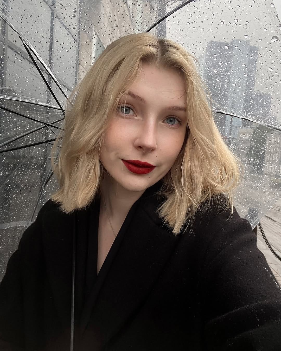 Post 9 by DARIA WHITE on Instagram (image)
