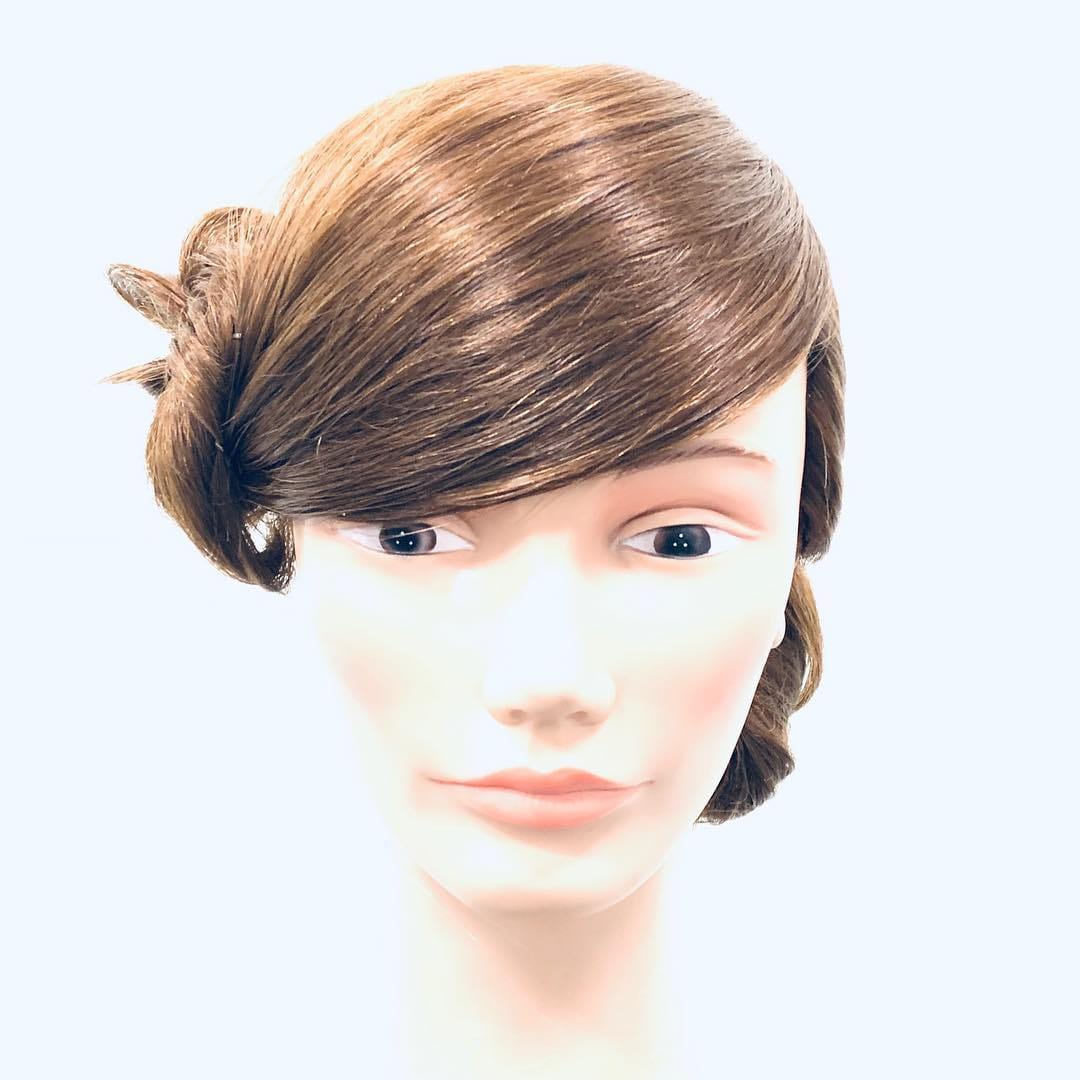 Post 7 by The Comb on Instagram (image)