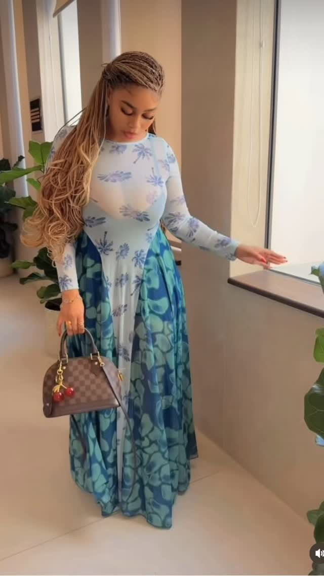 Post 2 by @blessinghairways on Instagram (video)