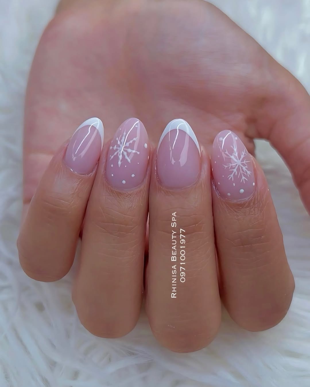 Post 6 by Rhinisa Beauty Spa on Instagram (image)