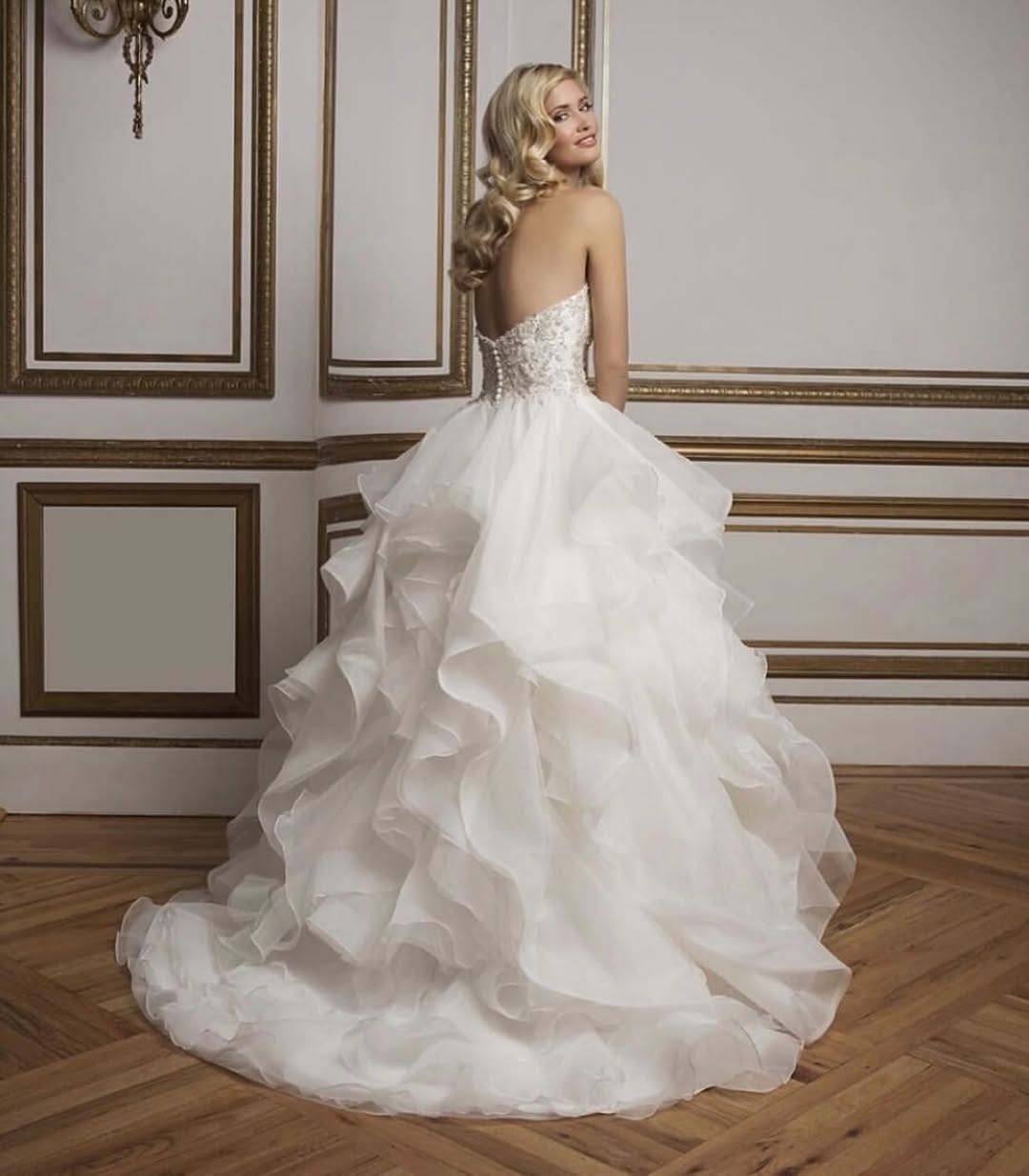 Post 5 by Simon Group Stylists on Instagram (image)