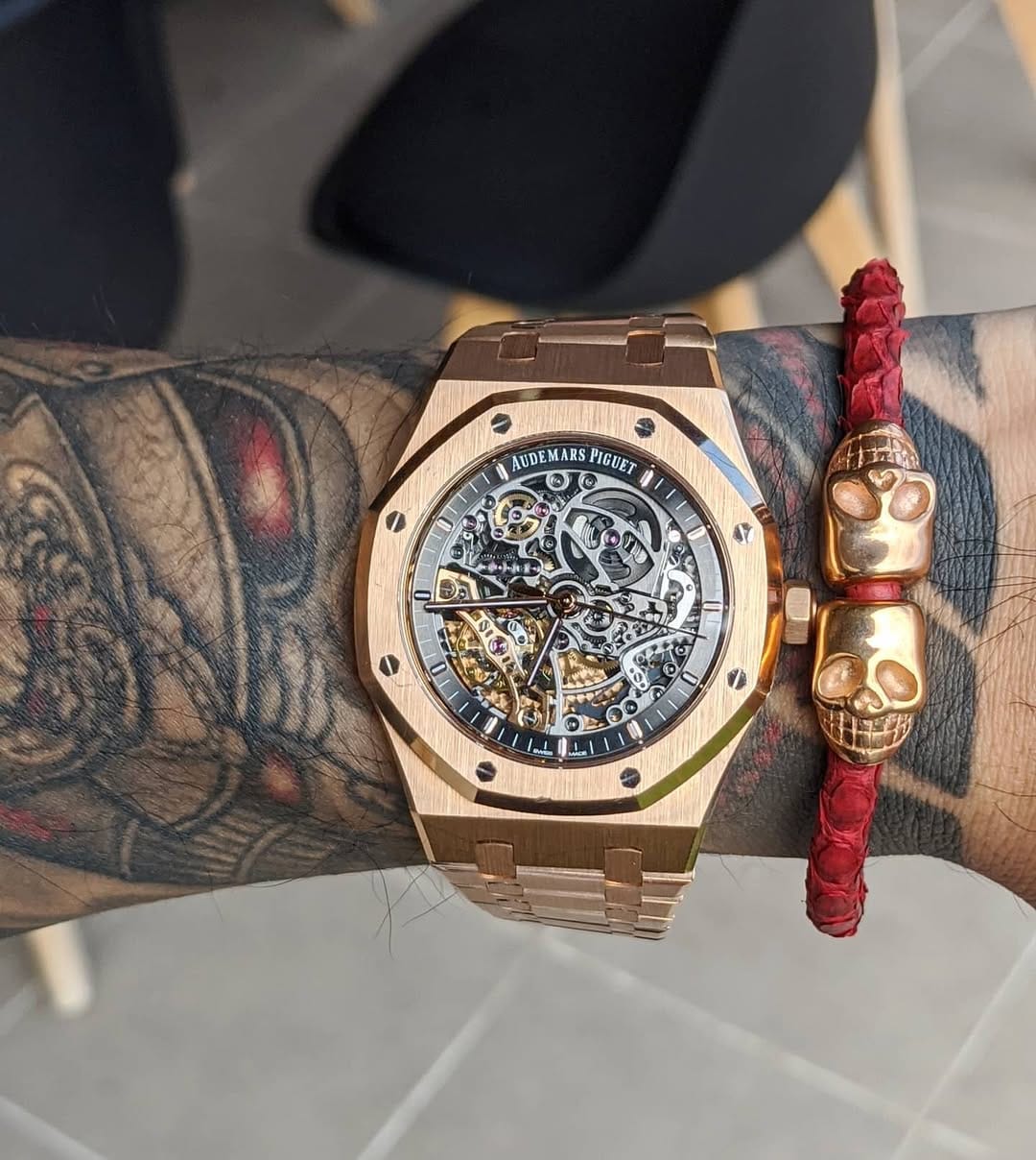 Post 8 by 𝓛𝓾𝔁𝓾𝓻𝔂 𝓑𝓻𝓪𝓬𝓮𝓵𝓮𝓽𝓼 on Instagram (image)