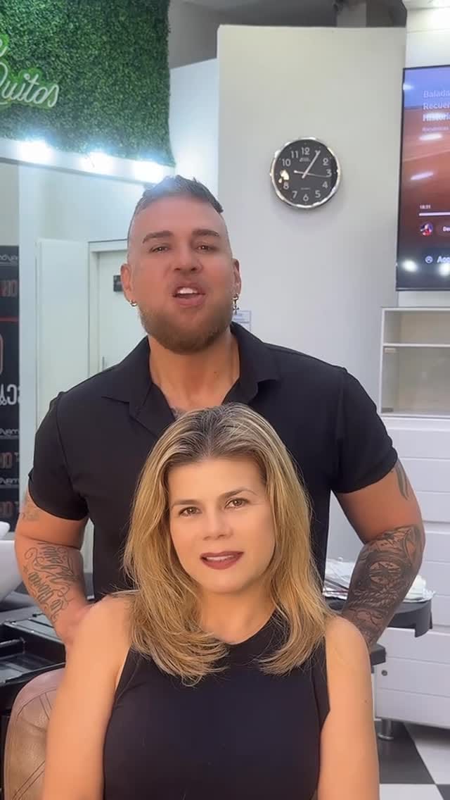 Post 6 by SaLa De Belleza Oscar H on Instagram (video)