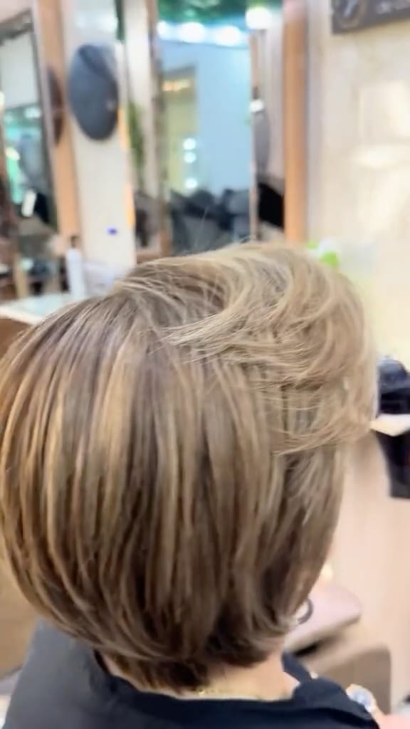 Post 5 by SaLa De Belleza Oscar H on Instagram (video)