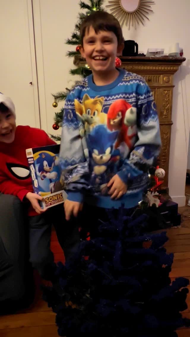 Post 7 by discret on Instagram (video)