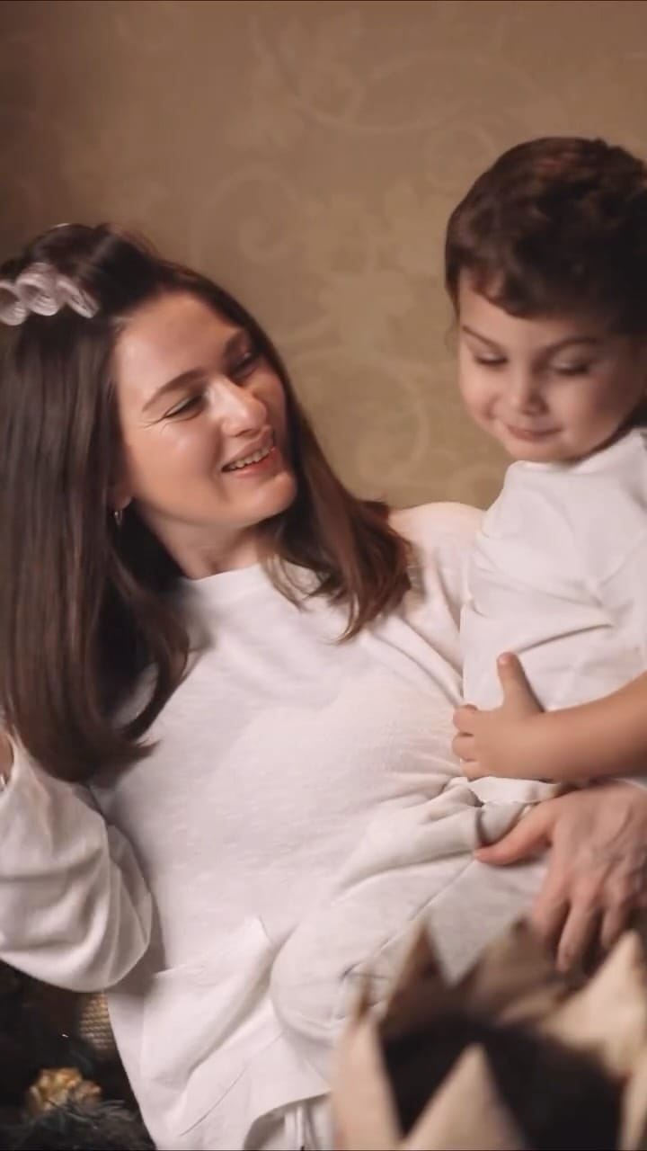 Post 5 by Glamour Nail Gallery on Instagram (video)