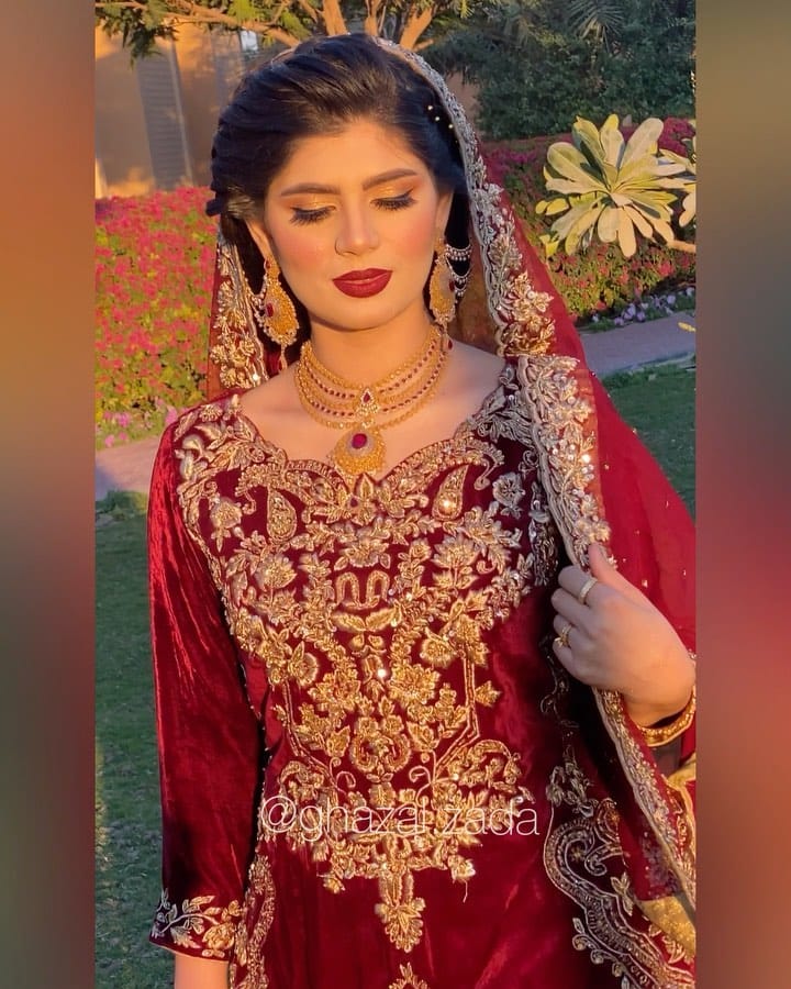 Post 8 by Ghazal Zada - Makeup Artist on Instagram (video)
