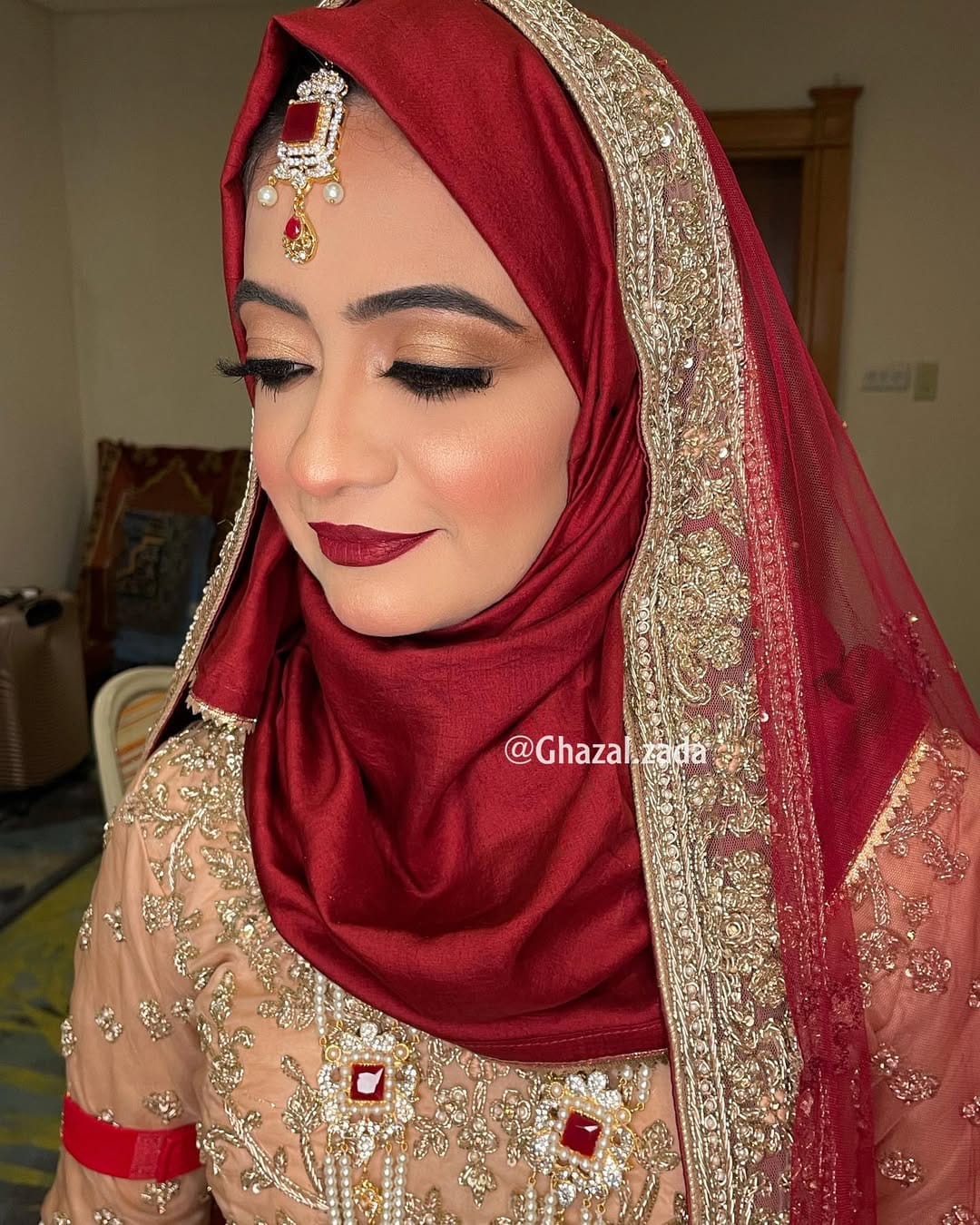 Post 6 by Ghazal Zada - Makeup Artist on Instagram (image)