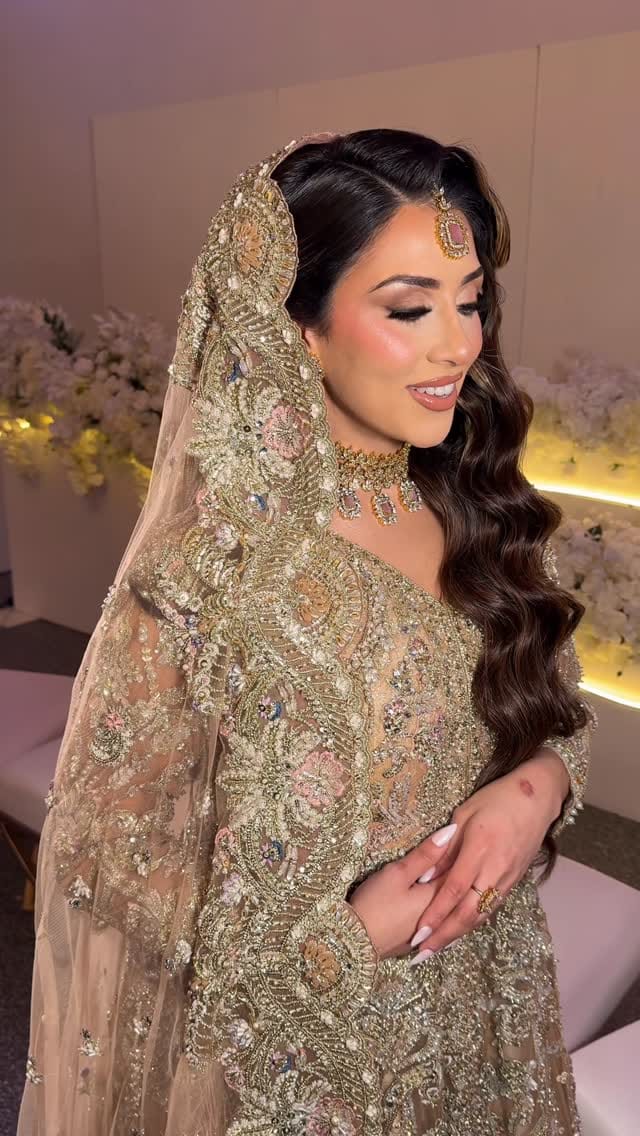 Post 3 by Safia Aftab on Instagram (video)