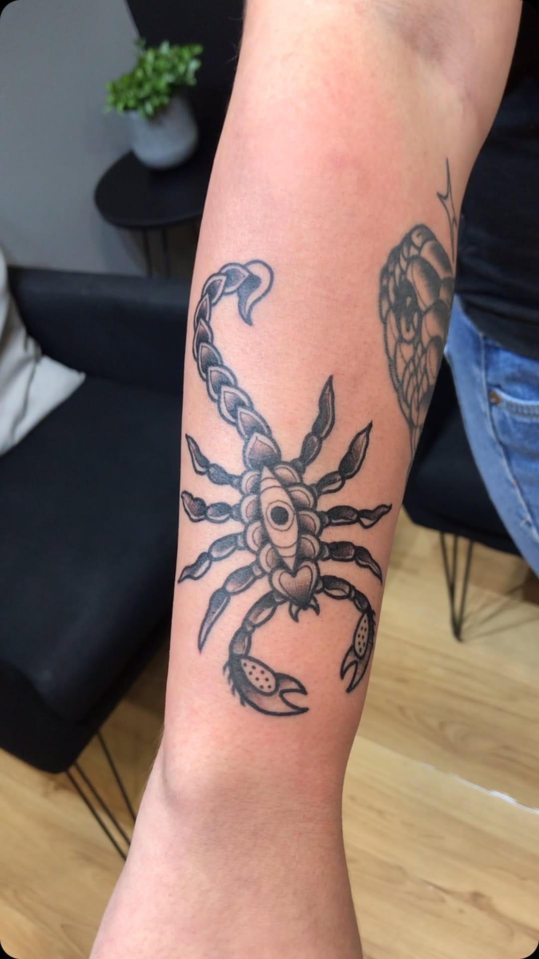 Post 1 by 💀Mancave Tattoo & Piercing💀 on Instagram (video)