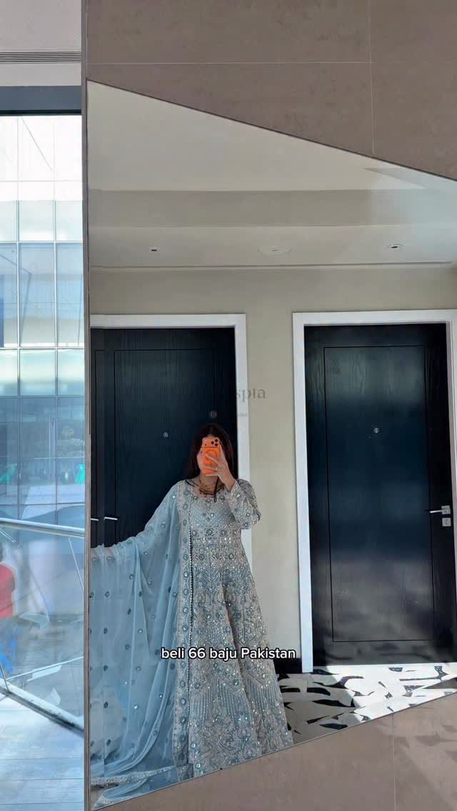 Post 4 by Dias Puspita on Instagram (video)