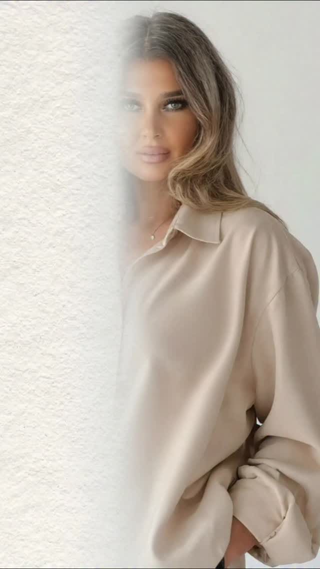 Post 7 by Cindy Heller 🇩🇪👑💎👸🏼🇨🇿 on Instagram (video)