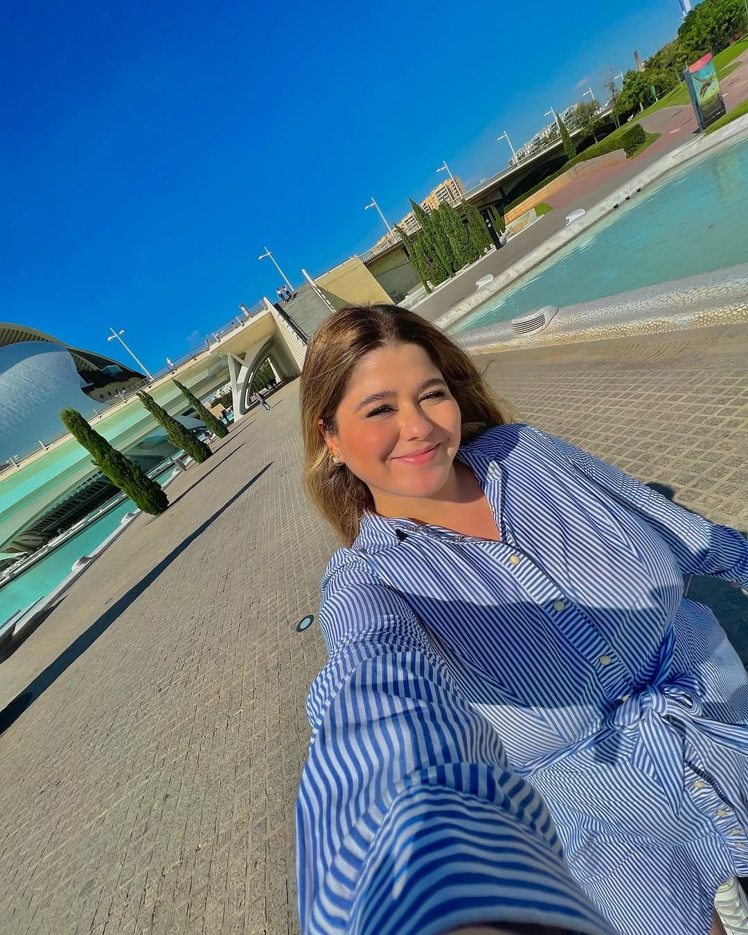 Post 7 by Gabriela Estrada on Instagram (carousel)