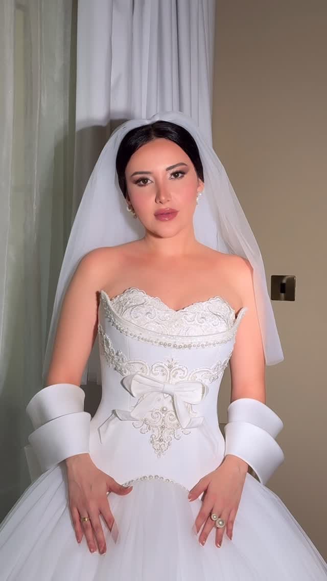 Post 2 by Haifa_mkup | هيفا السلكه on Instagram (video)