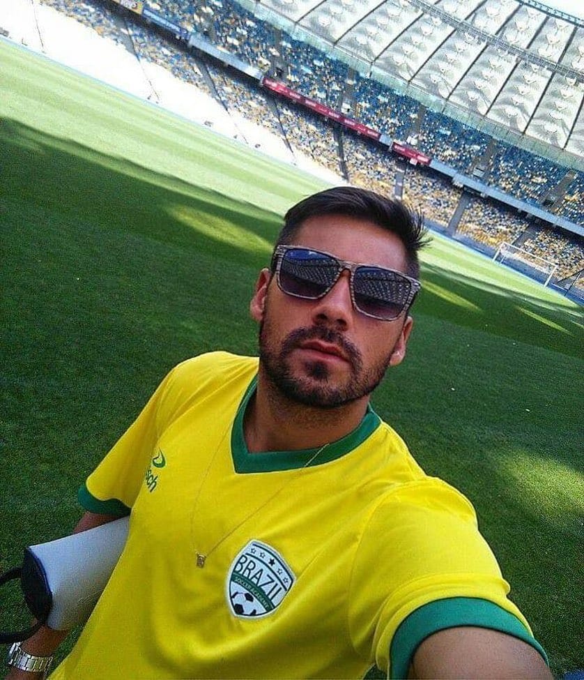 Post 5 by Yur Freitas on Instagram (image)