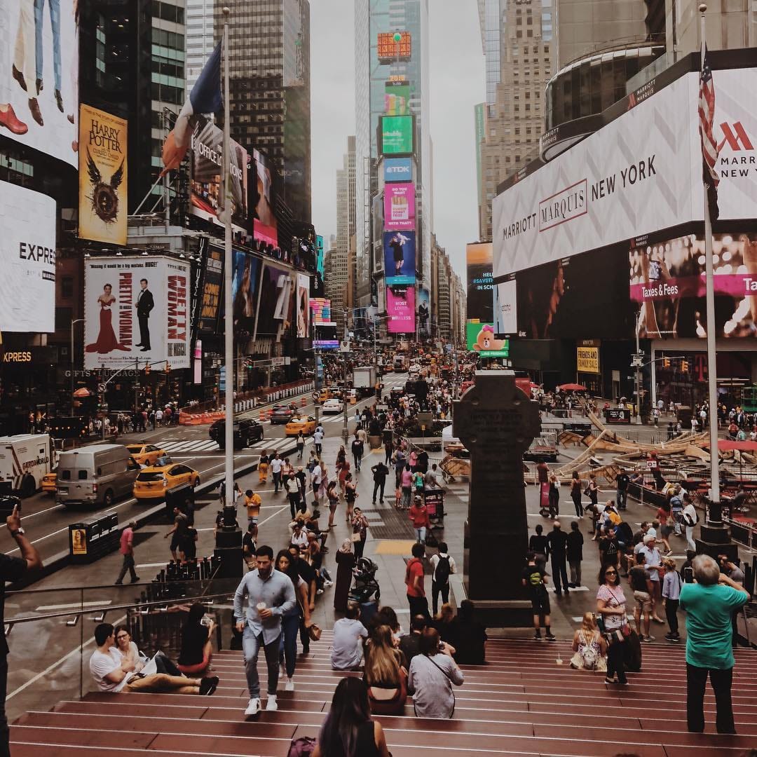 Post 5 by Kuba Wichrowski on Instagram (image)
