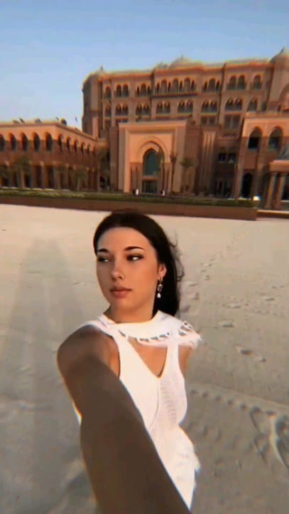 Post 8 by Talliana Ricardo on Instagram (video)