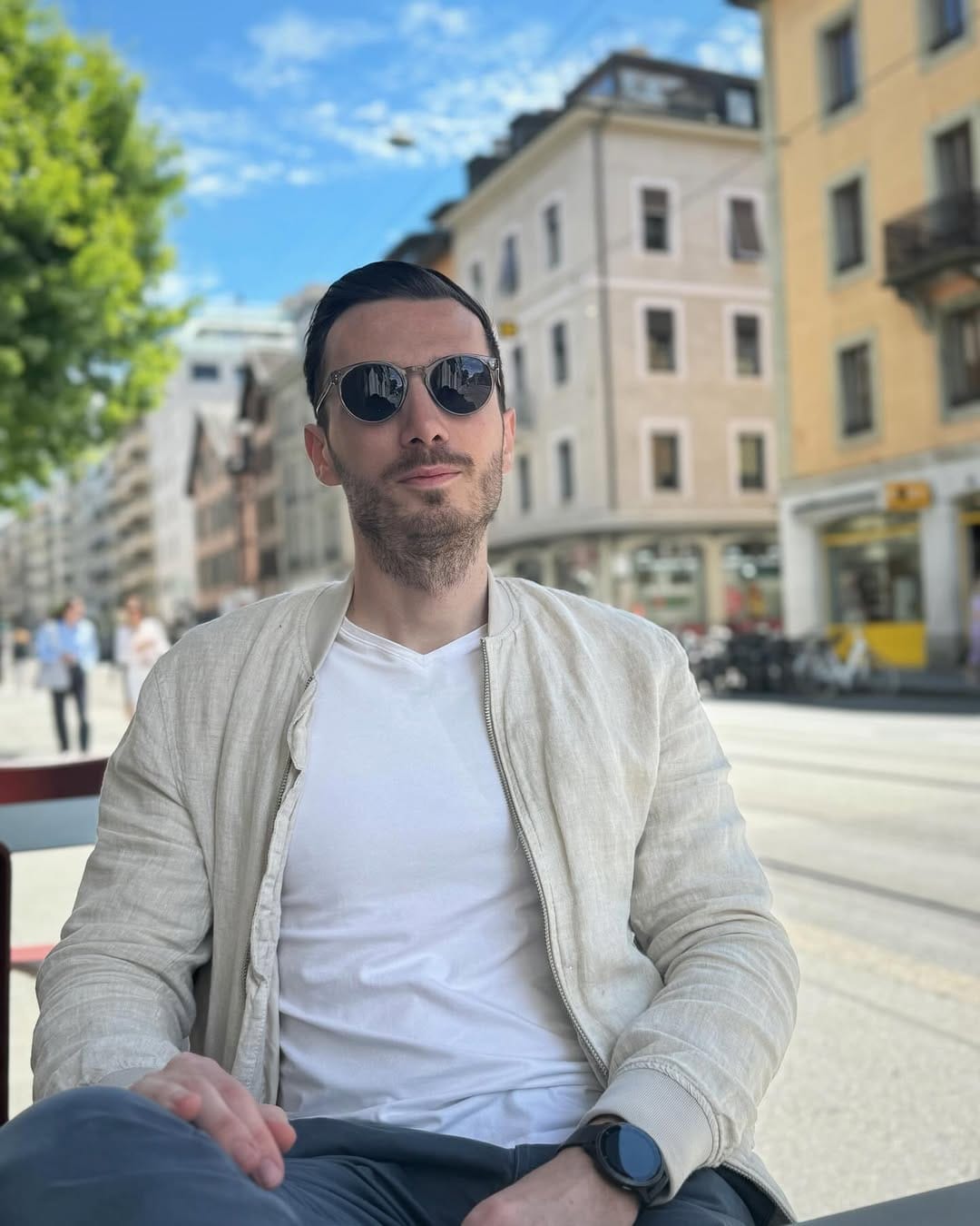 Post 7 by Ben on Instagram (image)