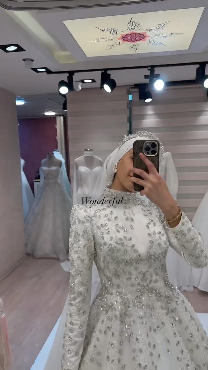 Post 4 by SAADET GELİNLİK VE MODAEVİ on Instagram (video)