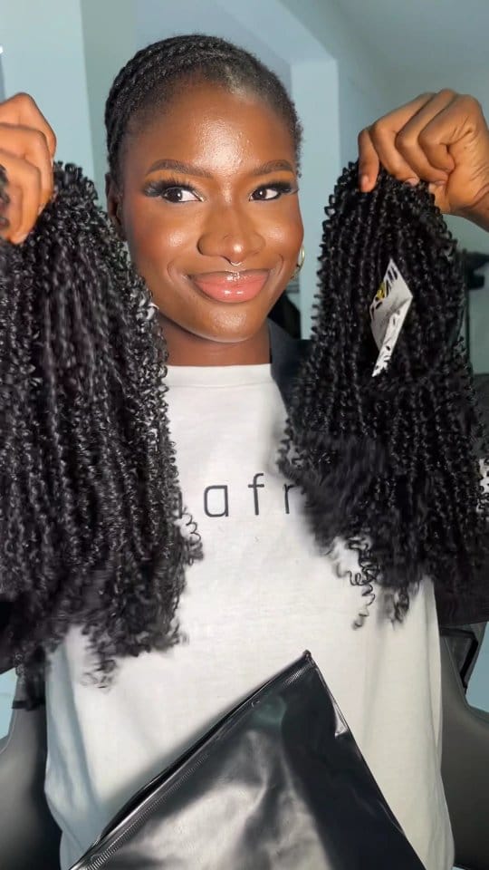 Post 10 by TRULY HANDMADE crochet braids. on Instagram (video)