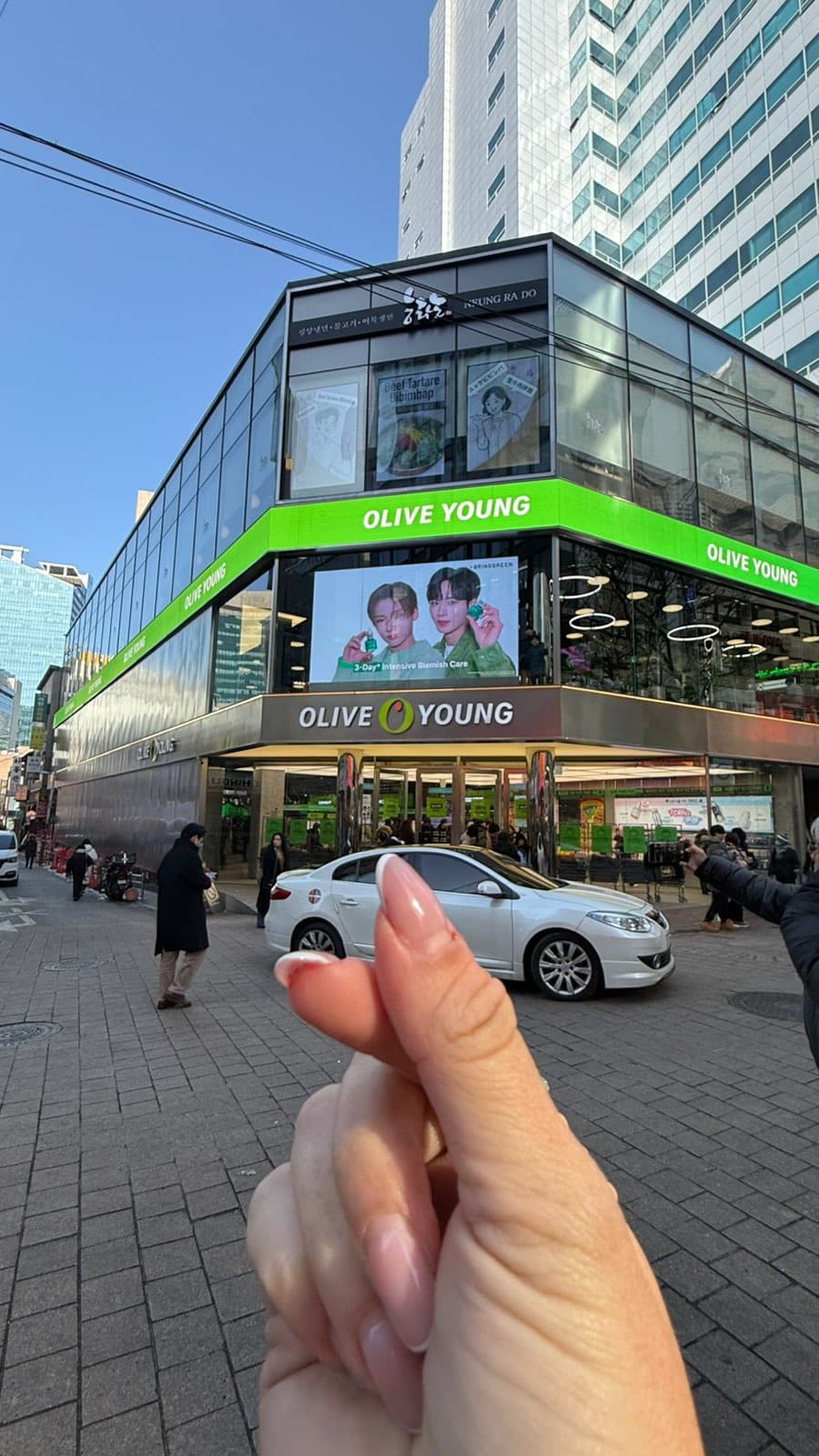 Post 2 by 𝗞𝗮𝗿𝗲𝗻 𝗚𝗮𝗺𝗯𝗮𝗿𝗱𝗲𝗹𝗹𝗮 on Instagram (video)