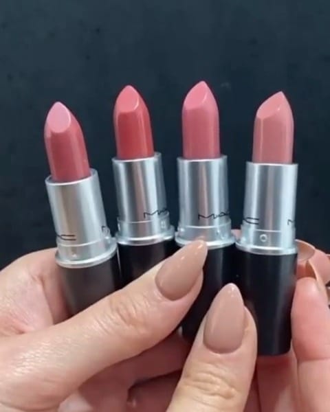 Post 9 by Daniela Dorca on Instagram (video)