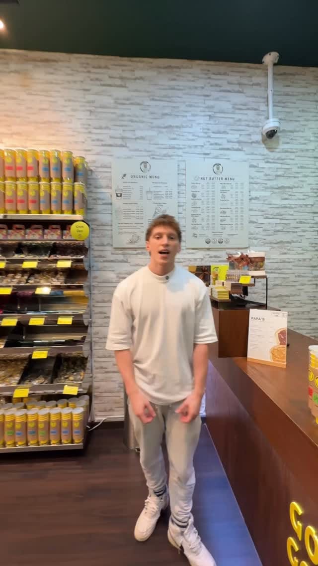 Post 9 by PapaNut on Instagram (video)