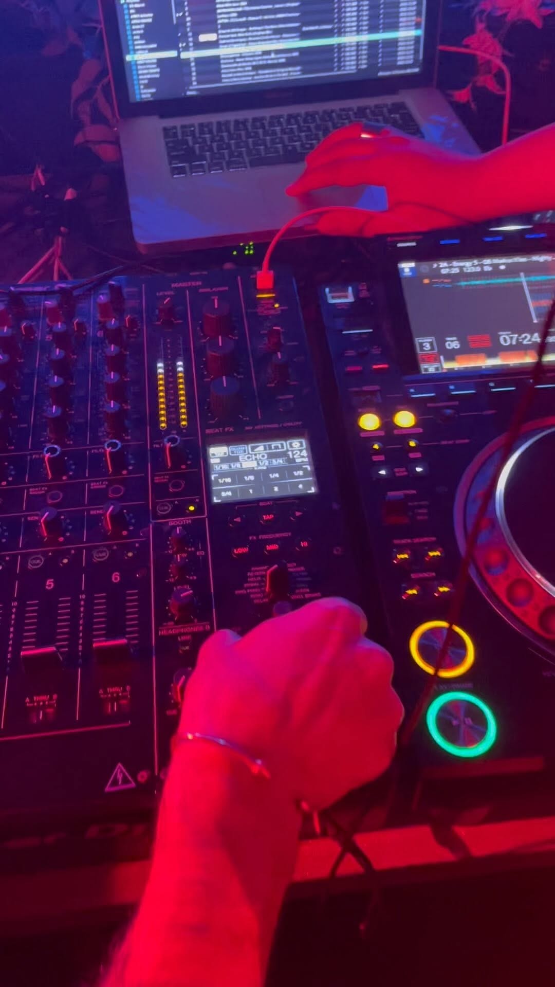 Post 10 by Arian on Instagram (video)