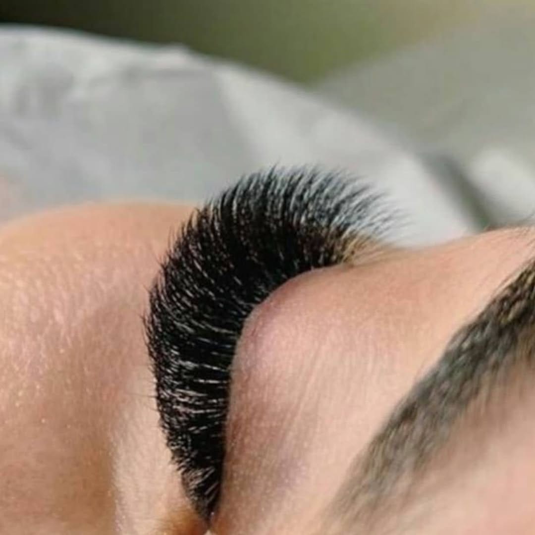 Post 10 by Silver Nails Beauty Center on Instagram (image)
