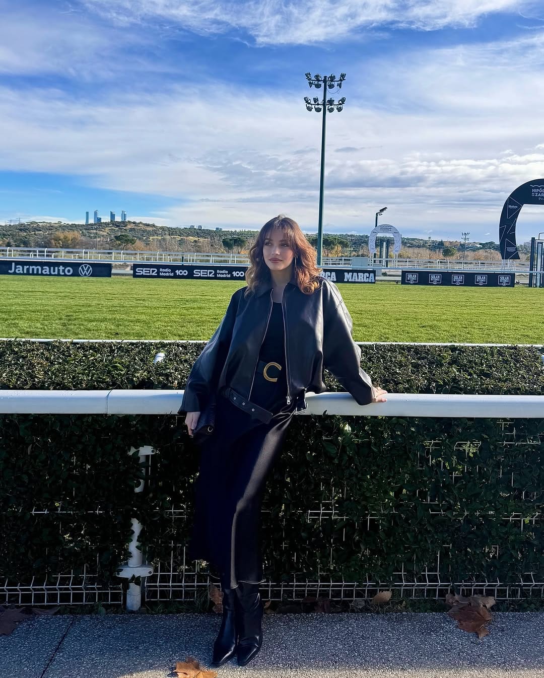 Post 5 by Claudia Cruz on Instagram (carousel)