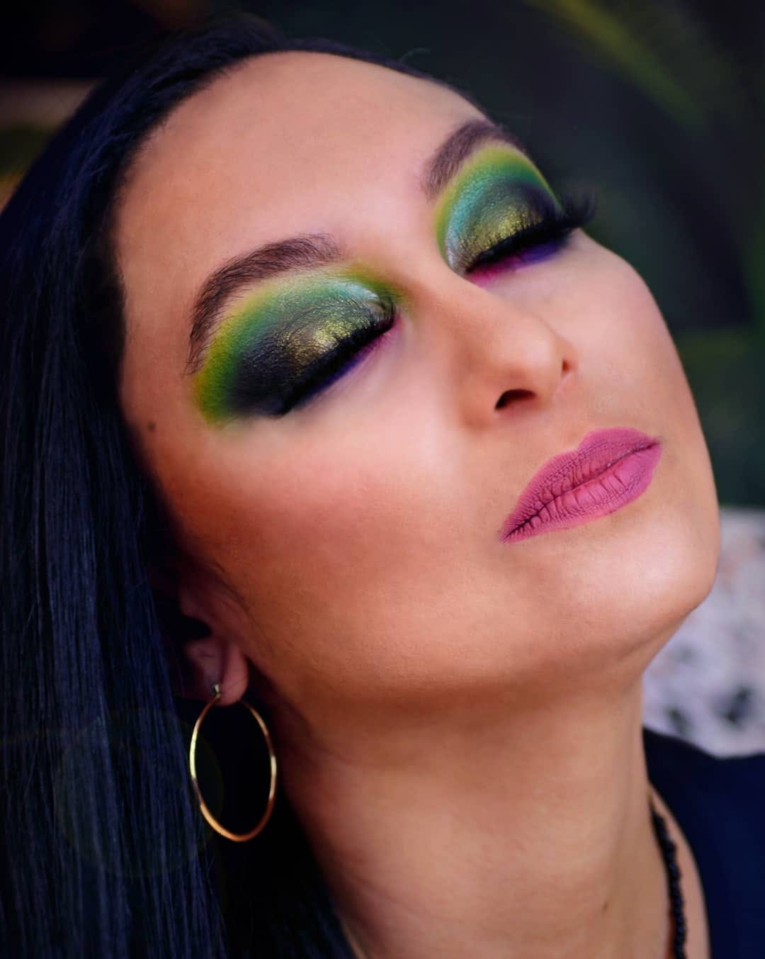 Post 2 by Grace Cosmetics US on Instagram (carousel)