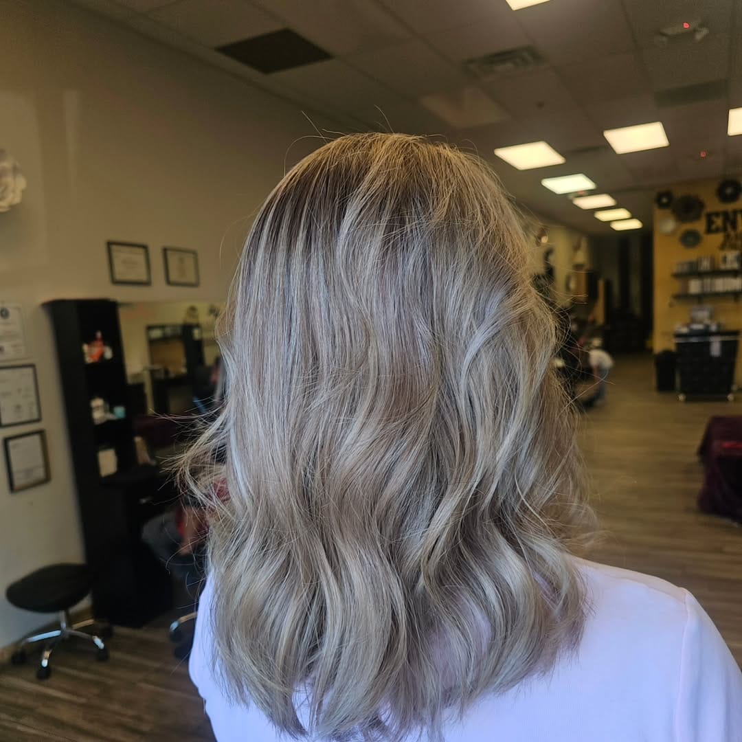 Post 4 by Cyndy Jackson✂🎨💄 on Instagram (carousel)