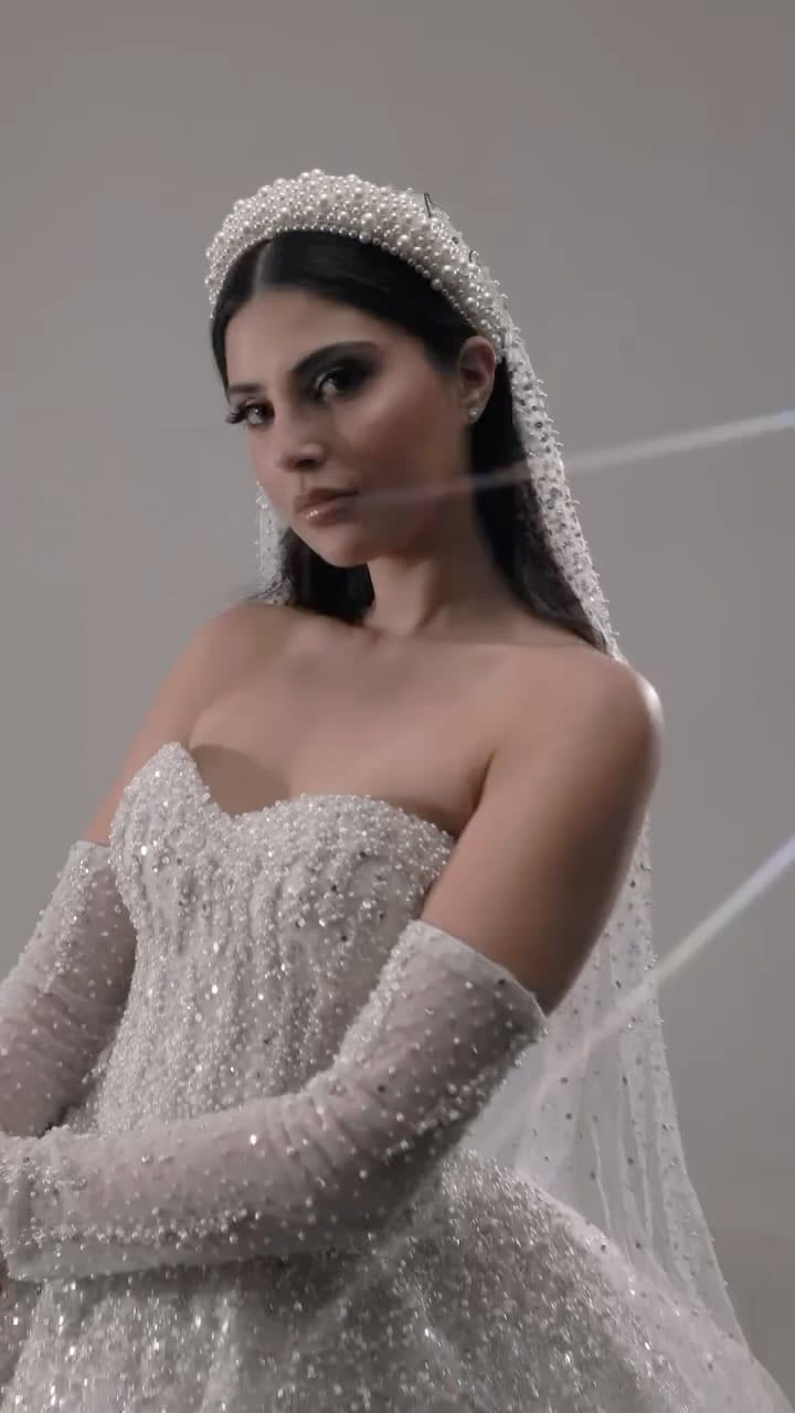 Post 10 by Zein Zeidan on Instagram (video)