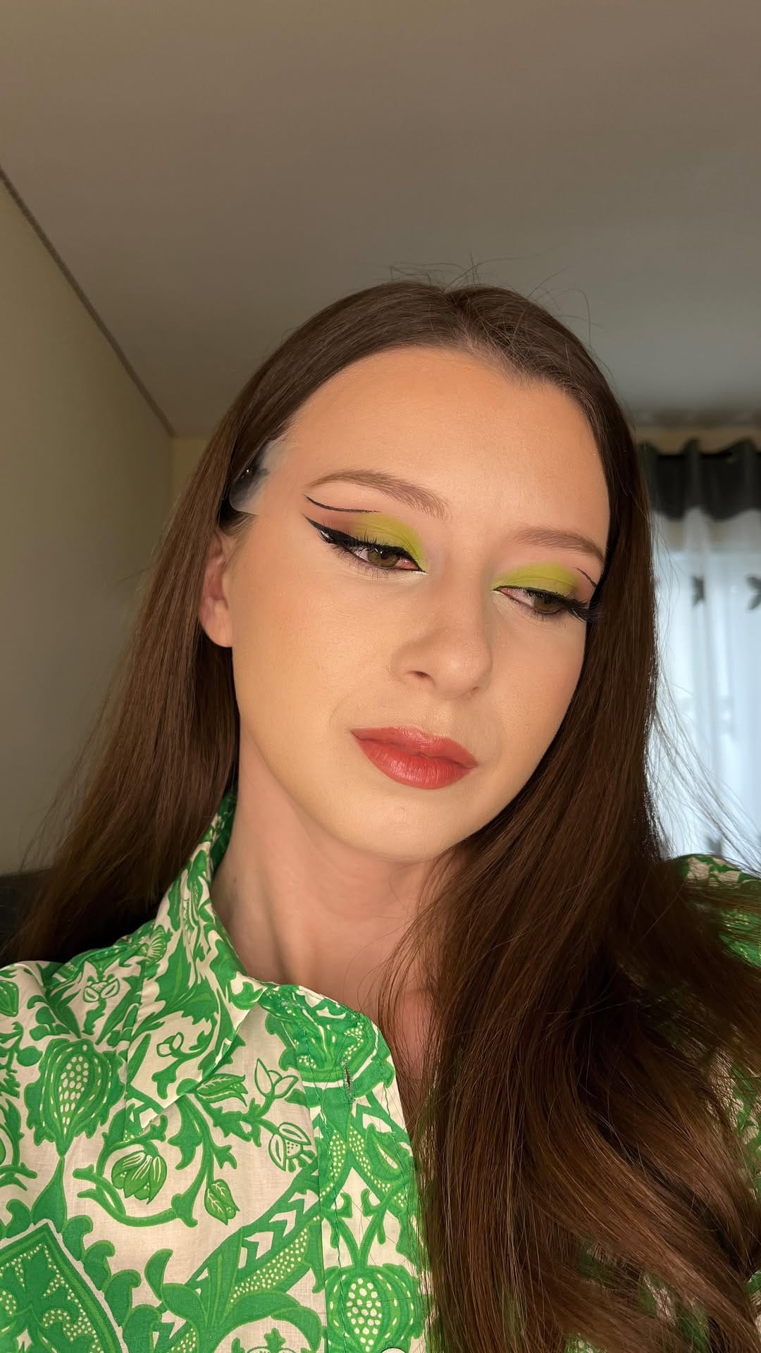 Post 10 by angelzmakeup & life on Instagram (video)