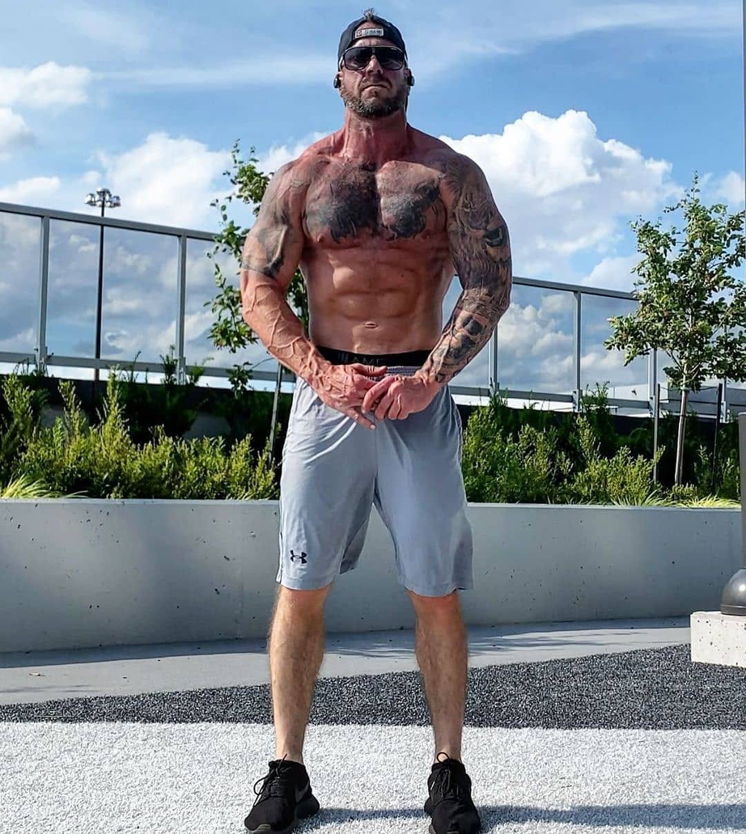 Post 1 by Toronto Fit Fame on Instagram (image)