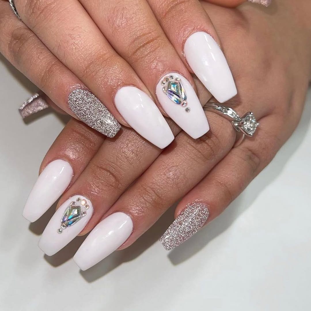 Post 5 by Nails.alanya on Instagram (image)