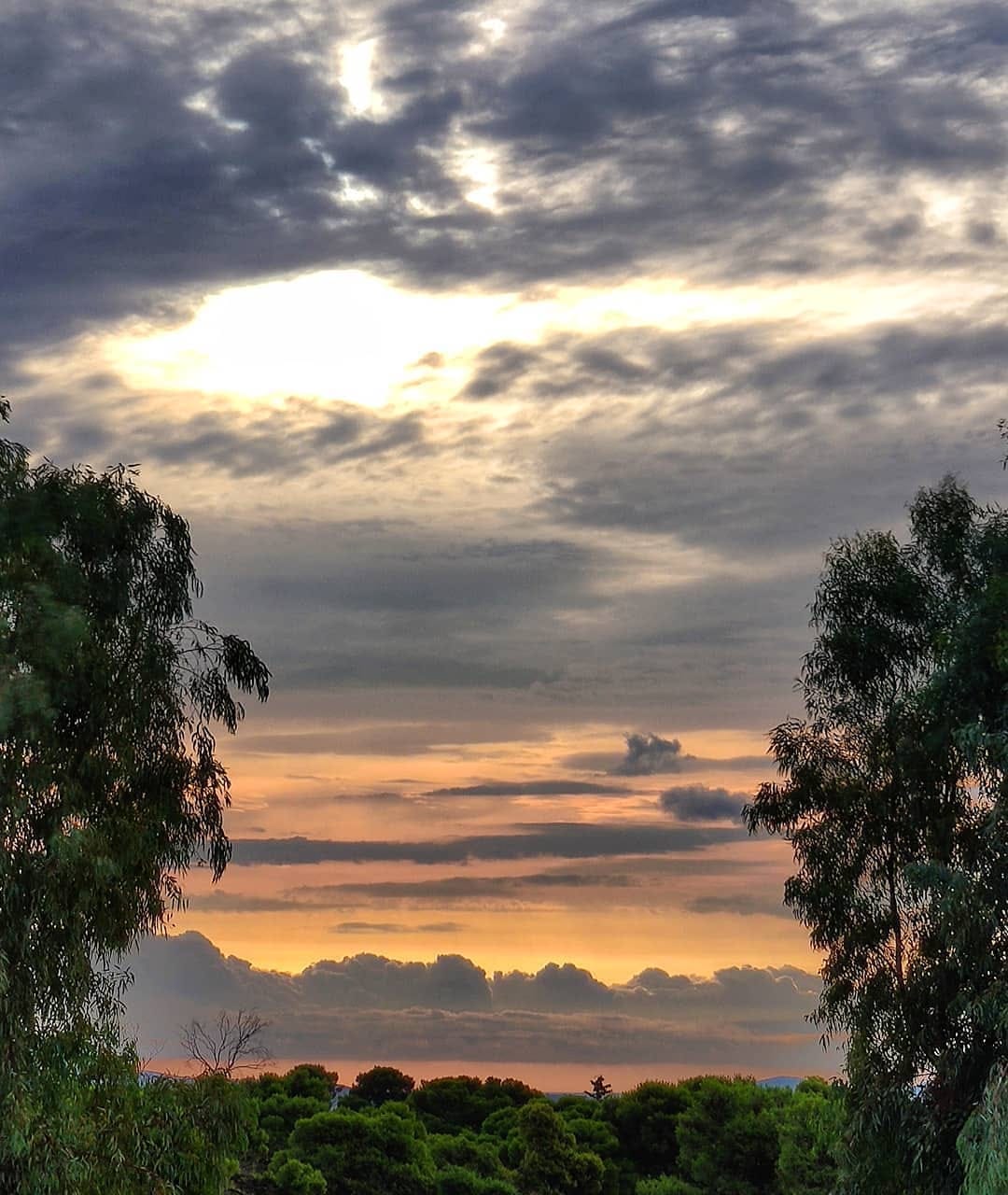 Post 2 by Sunsets and landscapes on Instagram (image)