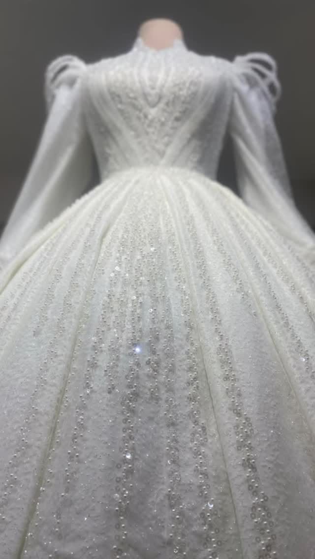Post 4 by Robes d’Asya Maison Couture on Instagram (video)