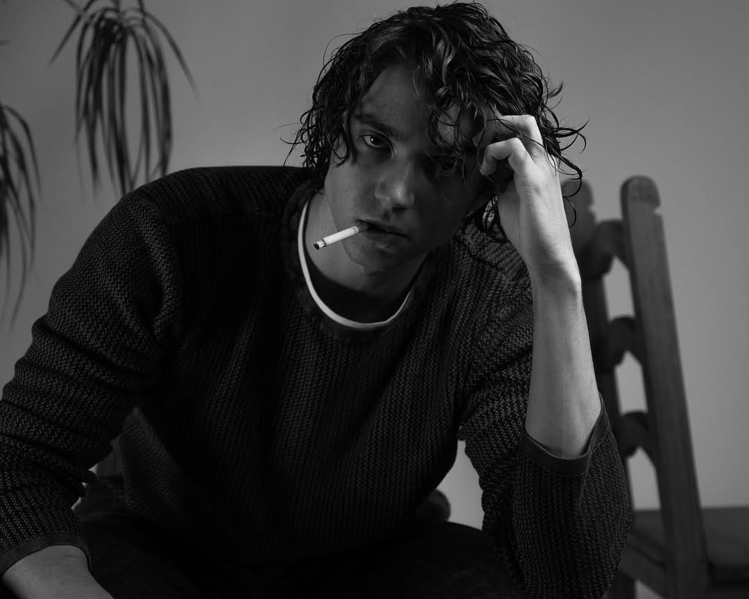Post 4 by Noah Melchior on Instagram (image)