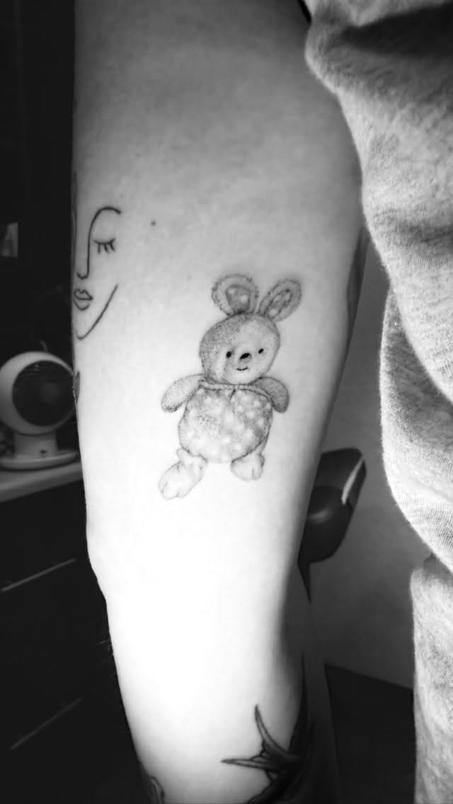 Post 7 by Hotrod Tattoo on Instagram (video)