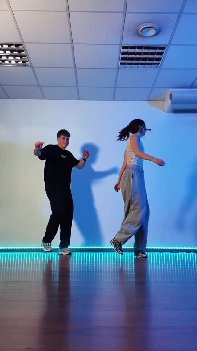 Post 1 by Johanna Maria Karjus | Shuffle Dance on Instagram (video)