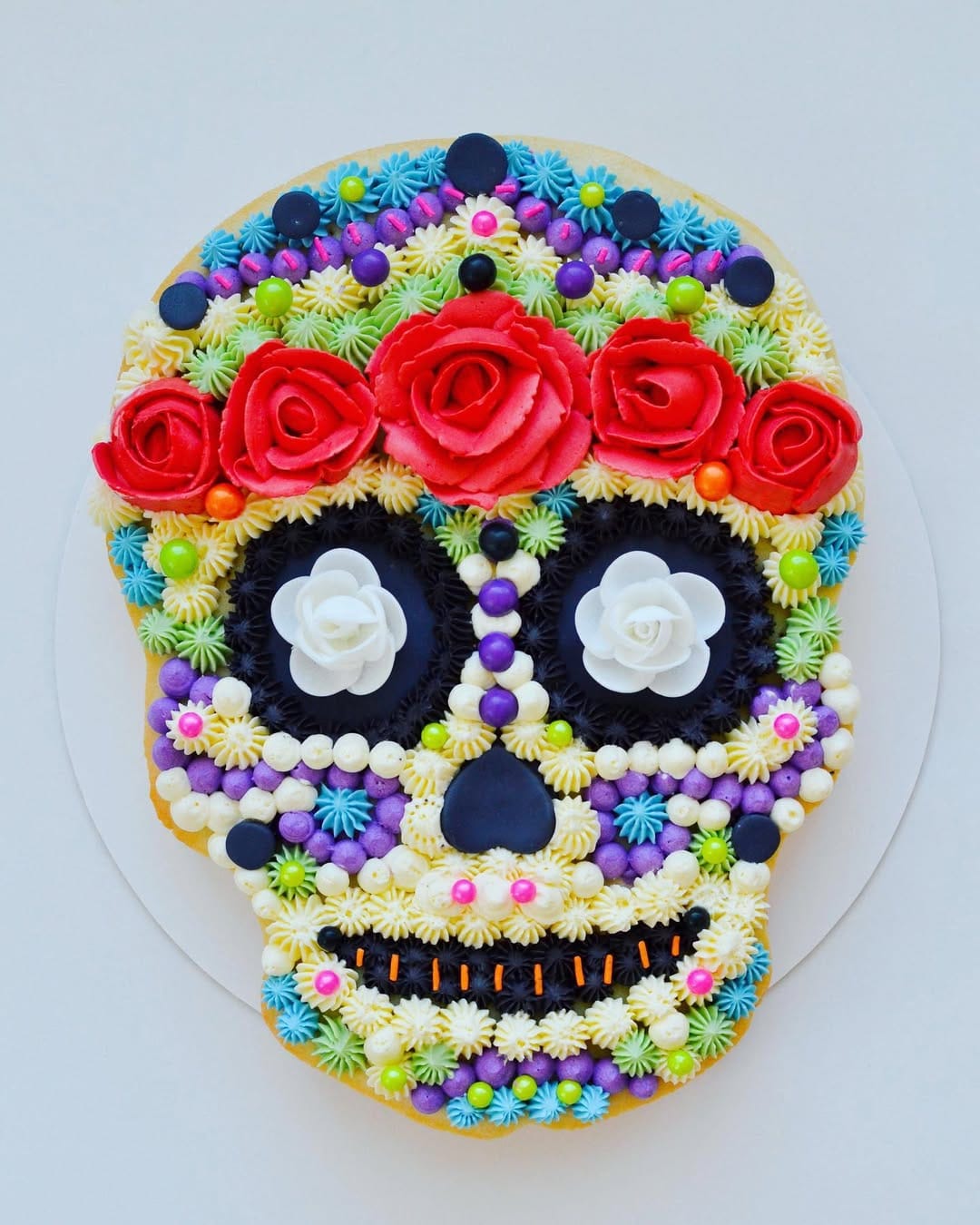 Post 2 by Cakes by Manu on Instagram (image)
