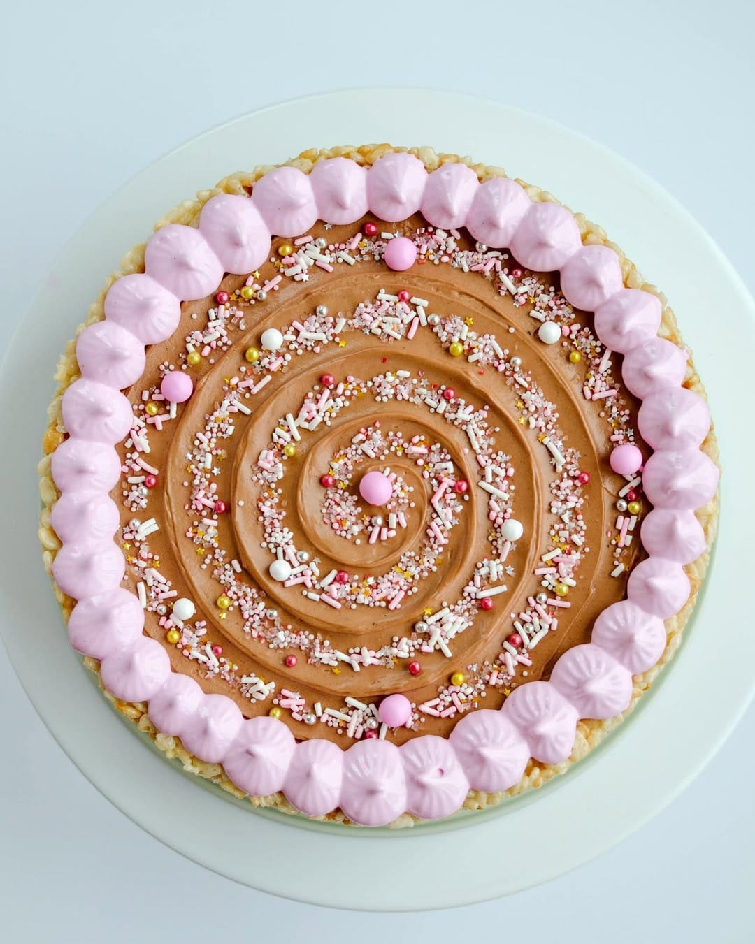 Post 10 by Cakes by Manu on Instagram (carousel)