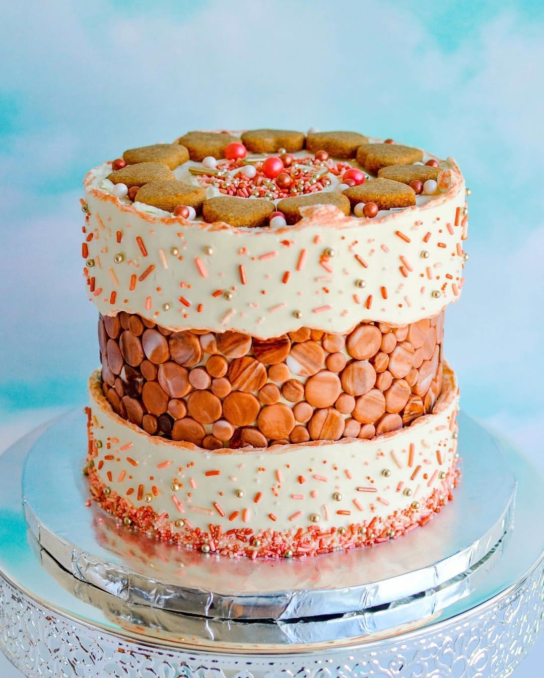 Post 6 by Cakes by Manu on Instagram (carousel)