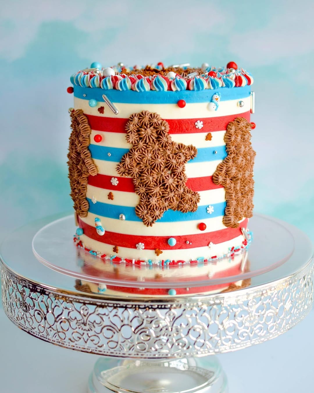 Post 1 by Cakes by Manu on Instagram (carousel)