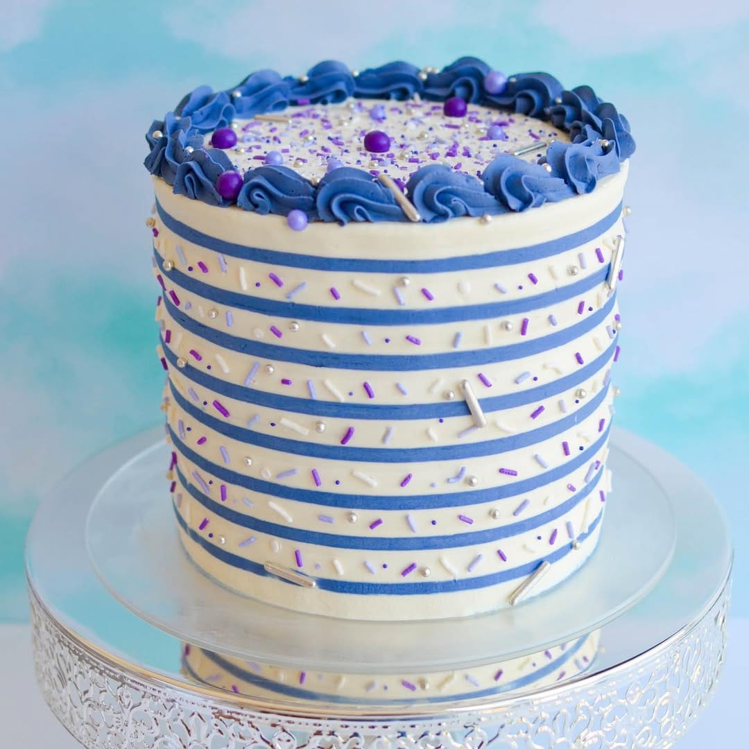 Post 9 by Cakes by Manu on Instagram (carousel)