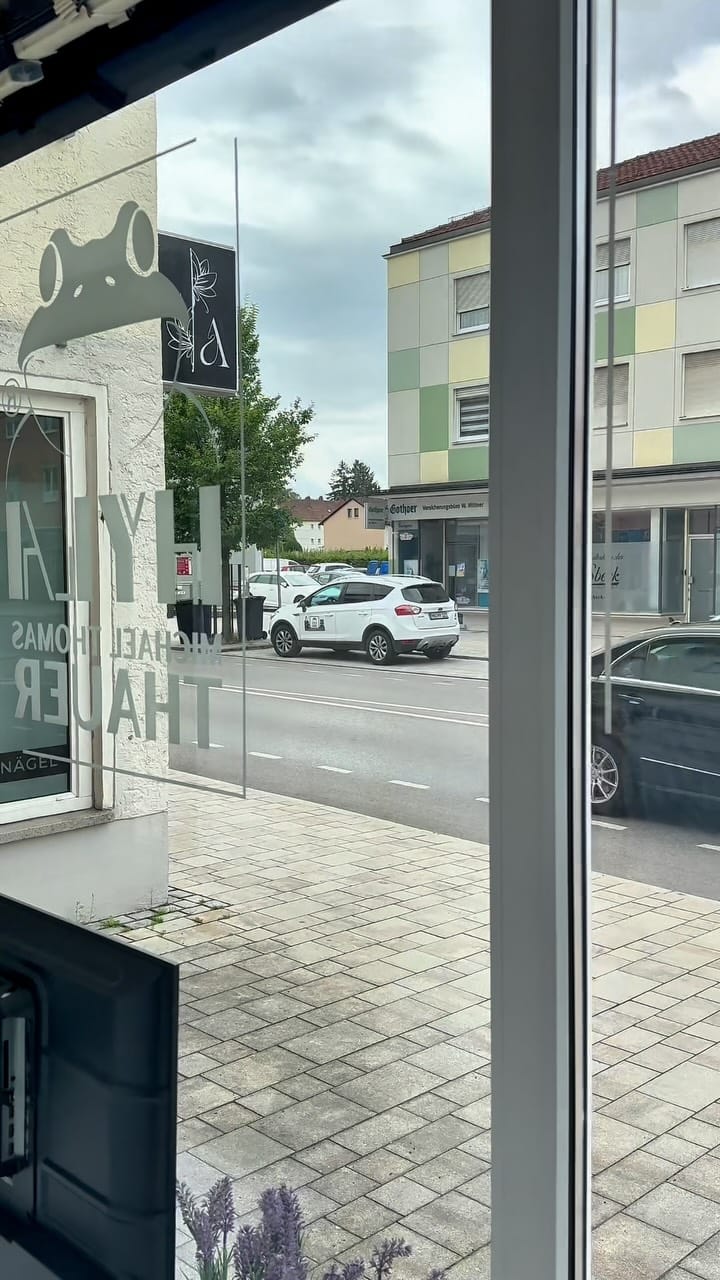 Post 5 by Vertrieb Hyla Luft Desinfektion und Raumreinigungsystem on Instagram (video)