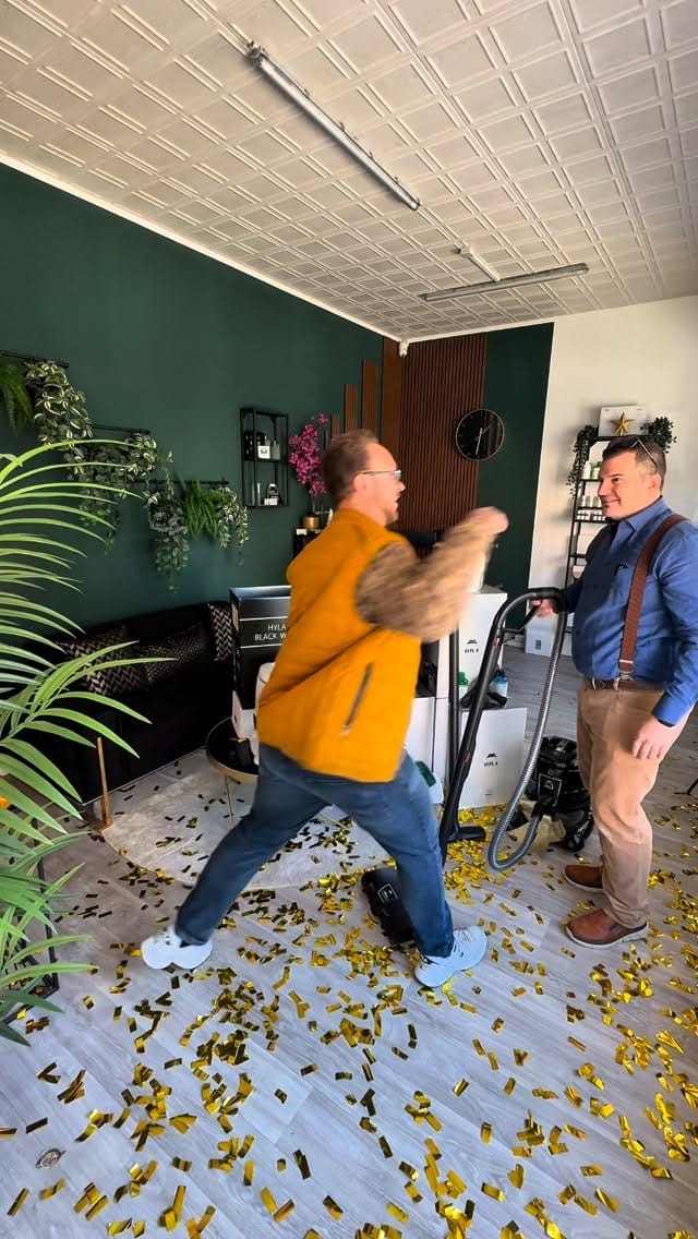 Post 3 by Vertrieb Hyla Luft Desinfektion und Raumreinigungsystem on Instagram (video)