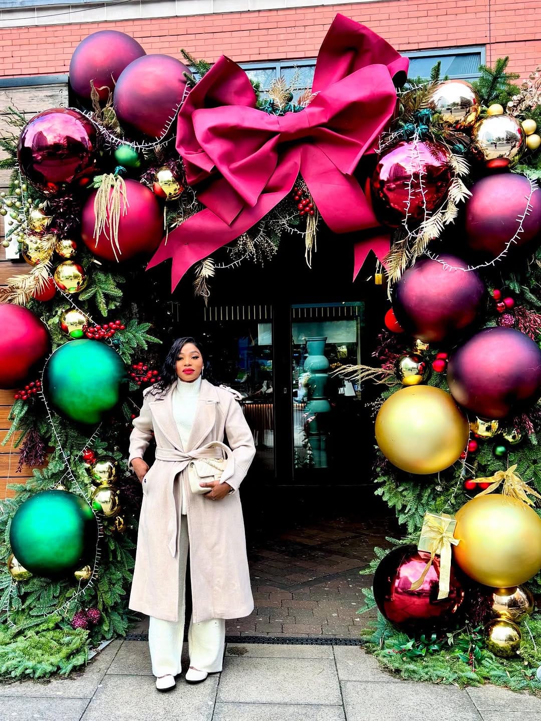 Post 3 by Florentine Bongo on Instagram (carousel)