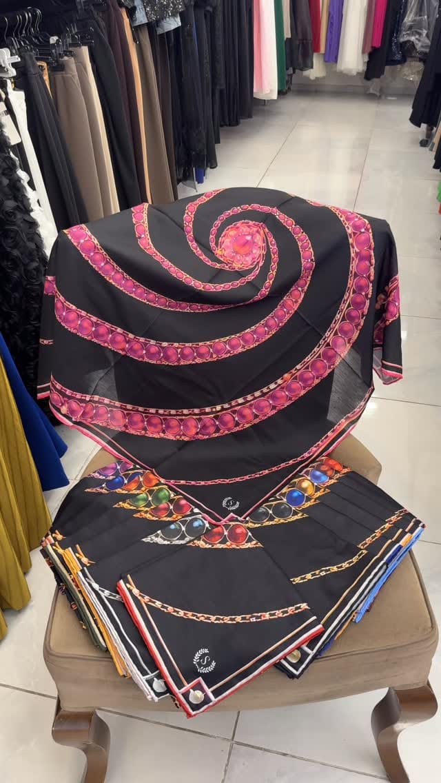 Post 2 by Ebrarözenbutik Özen on Instagram (video)